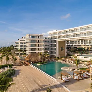 Resort Sensira & Riviera Maya